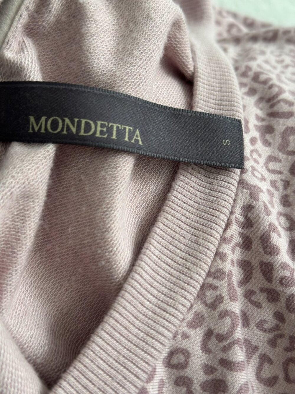 Mondetta Pink Leopard Print Sweatshirt Small Athleisure Crewneck Soft Cozy Top - Picture 7 of 8